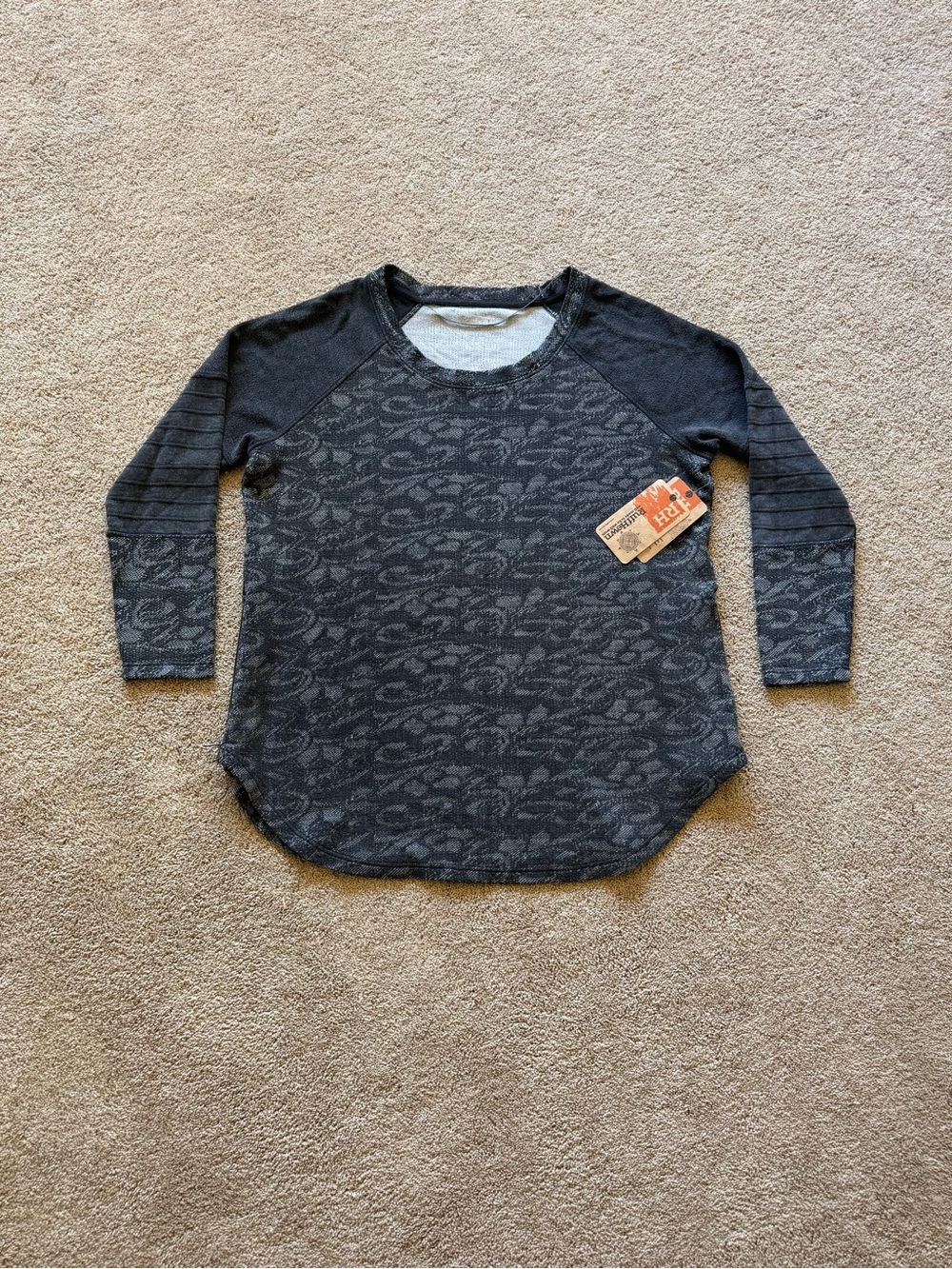 Brand New Women’s XXL (2XL) Ruff Hewn Long Sleeve, With Tags, Great Colorway.
